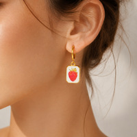Boucles d'oreilles coeur en acier inoxydable 316L plaqué or 18k Boucles d'oreilles mode pour femmes sans ternissement