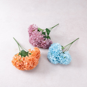 ดอกไฮเดรนเยียเคลือบสีโมรันดี ดอกไม้ประดิษฐ์จากผ้าไหม สำหรับตกแต่งเพดานห้องจัดงานแต่งงาน ช่อดอกไม้ประดิษฐ์ทำมือที่สมบูรณ์แบบ - Product Image 1