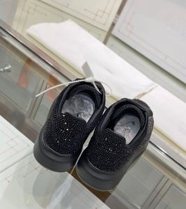 Chaussures de sport décontractées à semelle épaisse avec strass personnalisés de la marque 2026 - Tendance et luxueuses avec fonction de rehaussement - Product Image 5