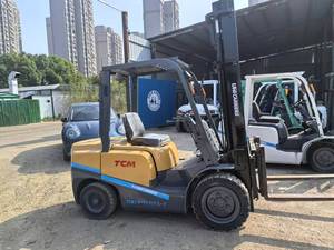 รถยกดีเซล TCM 4 ตัน มือสอง พร้อมเครื่องยนต์ ISUZU เกียร์และมอเตอร์ ความยาวงา 1200 มม. เสาสามตอน ราคาโรงงาน ขายดี - Product Image 4