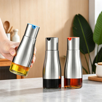 Distributeur d'huile en verre enveloppé d'acier inoxydable de 320 ml, sans danger pour les aliments, adapté à toutes les huiles de cuisson comestibles et aux assaisonnements
