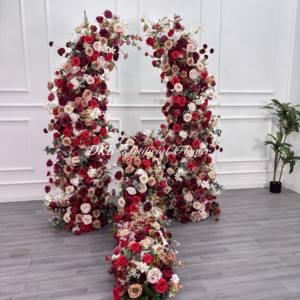 Decorazione Floreale <span class=keywords><strong>Serie</strong></span> Autunnale, Composizione Artigianale di Rose in Seta Rosse e Marroni a Forma di Corno, Sfondo Decorativo - Product Image 3