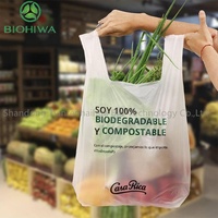 Koop China Eco-vriendelijke Biologisch afbreekbare T-shirt tas draagtas composteerbare boodschappentas op rol/stuk zijvouw 20um/25um