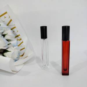 Di alta qualità moderno elegante oro in miniatura portatile 5 <span class=keywords><strong>Ml</strong></span> 8ml <span class=keywords><strong>10</strong></span> <span class=keywords><strong>Ml</strong></span> 15ml oro profumo Spray flacone produttore per profumo - Product Image 4