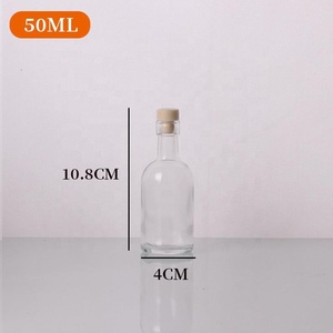Beaucoup de styles de mini bouteilles en <span class=keywords><strong>verre</strong></span> d'alcool miniatures de 50ml avec bouchons/bouchons pour whisky vodka brandy - Product Image 4