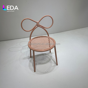 Sillas Metálicas Rosadas con Lazo para Fiestas Infantiles, Baby Shower, Cumpleaños, Decoración para Fiestas de Niñas, Precio de Fábrica LEDA - Product Image 3