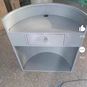 Mostrador de Caja Pequeño para Barbería con Luces para Salón de Belleza o Decoración de Tienda de Uñas, Mesa Frontal Versátil para Uso en Centros Comerciales, Gimnasios u Hoteles - Product Image 5