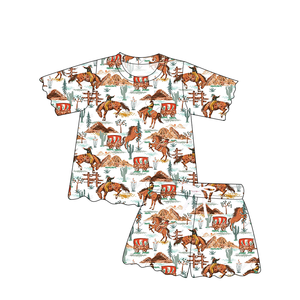 Set Estivo di Alta Qualità per Bambine con Top a Maniche Corte e Orlo Smerlato e Pantaloncini Abbinati, Stampa Personalizzata, Abbigliamento Casual per Bambini - Product Image 5