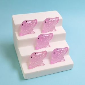 100 PIÈCES Figurines de poissons-raies en résine Kawaii, modèles de cabochons pour la décoration de la maison et accessoires de maison de poupée - Product Image 3
