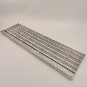 Grigliato in Acciaio Stile Industriale con Superficie Dentellata <span class=keywords><strong>per</strong></span> Maggiore Trazione, Adatto <span class=keywords><strong>per</strong></span> Esigenze Individualizzate e Ambienti Complessi - Product Image 4