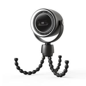 Ventilateur Octopus oscillant automatiquement avec lumière LED USB multicolore, mini ventilateur pour poussette de bébé - Product Image 1