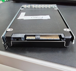 7.68TB SAS 24Gbps Read Intensive 2.5 Inch SFF BC PM6 Server <b>SSD</b> 7.68T - Product Image 2