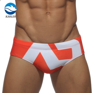 Traje de baño personalizado para hombre, bragas Sexy a la moda con estampado antideslumbrante, ropa de baño profesional de talla grande - Product Image 2