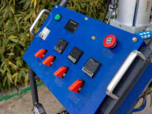 Pulvérisateur d'<span class=keywords><strong>isolation</strong></span> à haute pression de machine de jet de mousse de polyuréthane pour l'<span class=keywords><strong>isolation</strong></span> d'<span class=keywords><strong>injection</strong></span> de toit de mur - Product Image 6