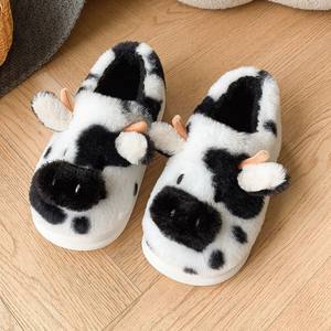 Chaussons d'hiver en peluche de vache mignons, neufs, en coton, chauds, antidérapants, pour l'intérieur, en forme de vache laitière, doux, en fourrure, plats, pour la chambre à coucher, vente en gros - Product Image 6