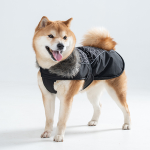 Abrigo Impermeable para <span class=keywords><strong>Perro</strong></span> al por Mayor, Chaqueta de Invierno de Lujo Personalizada con Cuello de Piel Reflectante - Product Image 4