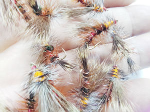 Estimulador <span class=keywords><strong>Royal</strong></span> #14 Hook Commercial Tier Hand MadeFly <span class=keywords><strong>Pesca</strong></span> Moscas secas con materiales profesionales para atar moscas - Product Image 5