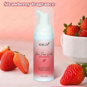 Mousse <span class=keywords><strong>intime</strong></span> végétalienne 100 ml à la fraise pour l'hygiène féminine, à base de plantes, élimine les odeurs - Product Image 2