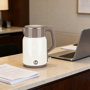 Hervidor de Agua de 1.7L y 1500W con Apagado Automático, Ideal para Hoteles, Garantiza la Seguridad Mediante un Apagado Automático - Product Image 1