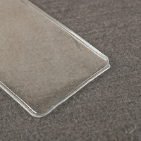 Fabricant fournisseur de sac d'étiquettes de vêtements en PVC étanche étiquette de col à ouverture plate sac en plastique épais transparent pour vêtements