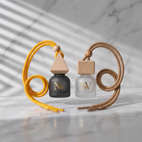 Flacon de parfum pour voiture rond de 10 ml, en verre, vide, diffuseur, bouchon à vis en bois, flacon de parfum pour voiture aromatique