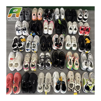 Fournisseur en Gros de Chaussures en Liquidation – Exportation en Vrac Direct Usine pour Importateurs