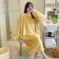 Pyjama Jacquard en peluche pour femmes automne et hiver doux à manches longues chemise de nuit mi-longue grande taille 125.00kg pyjamas