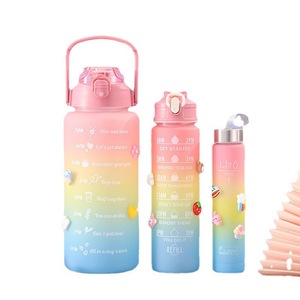 Botella Clásica Shaker, Perfecta para Batidos de Proteínas y Bebidas Pre-Entrenamiento, para Maratón, Caminatas, Ciclismo, Senderismo, Esquí, Juego de Botellas de Agua - Product Image 2