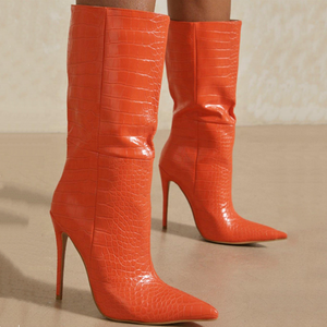 รองเท้าบูทหุ้มข้อกลางแบบสวม ส้นสูง ปลายแหลม พิมพ์ลายสวยงาม ใส่สบาย เหมาะสำหรับฤดูหนาว ไซส์ใหญ่พิเศษ 43 - Product Image 5