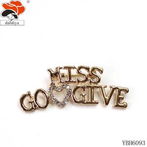 Broche en forma de diamante en RHINESTONE Hermandad y fraternidad griega personalizado para grupos sociales de Damas MK Desarrollado por Joyería rosa - Product Image 4