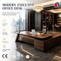 Bureau de direction moderne avec armoires de rangement latérales, étagères coordonnées et plateau de travail large