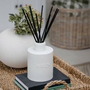 Aikun 1500ml White Ceramic Debossed Logo Aroma <b>Reed</b> <b>Diffuser</b> White Box Set for Decor Stores Low MOQ Fast Service Custom Scent - Product Image 2