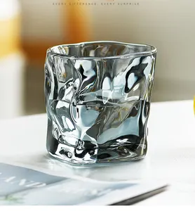 Vetro ritorto irregolare INS bicchiere d'acqua trasparente bicchiere da whisky per uso domestico tazza senza piombo per Origami di alta bellezza