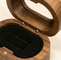 Boîte d'emballage pour bijoux en bois de noyer massif, boîte cadeau en bois pour boucles d'oreilles et bagues, pour le rangement et l'emballage de bijoux