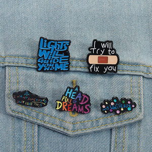 Las luces te guiarán a casa, Pin esmaltado, broche con cita musical inspirado en la canción, insignia <span class=keywords><strong>de</strong></span> solapa lírica, regalo <span class=keywords><strong>de</strong></span> joyería para amigos - Product Image 1