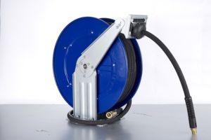 Carrete de Manguera de Agua y Aire Retráctil de Alta Presión para Jardín, Montado en la Pared, Resistente - Product Image 3