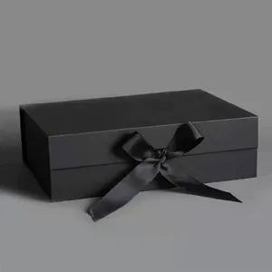 Anpassen des Logos Gedrucktes schwarzes Papier Flat Pack Starre Papp kleidung Kosmetischer Schuh Faltbare Verpackung Magnetisch faltbare Geschenk box