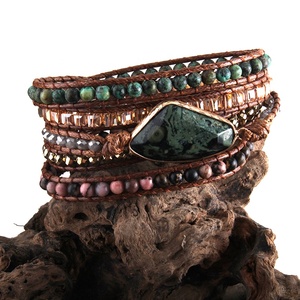 <span class=keywords><strong>Bracciale</strong></span> Boho alla Moda con Pizzo Nero, Rodonite, <span class=keywords><strong>Turchese</strong></span> Africano, Pietre Naturali e Ciondolo Verde Erba, Braccialetti Avvolgenti Intrecciati a 5 Fili - Product Image 2