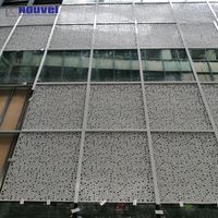 Nouveau panneau perforé en aluminium CNC moderne ignifuge couleur personnalisée pour la décoration murale extérieure