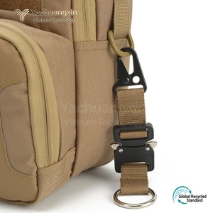 Porta Llaves Ajustable con Hebilla y Mosquetón para Accesorios de Bolsa, Uso Táctico y EDC al Aire Libre - Product Image 4