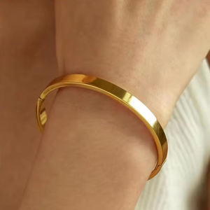 Bracelets jonc en acier inoxydable plaqué <span class=keywords><strong>or</strong></span> 18 carats avec zircone cubique, bracelets jonc ovales en cristal éternel dorés pour femmes - Product Image 1