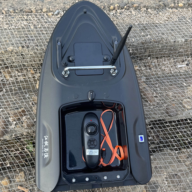 Factory Direct High Speed Bait Boat Twin Engine Smart Remote Lure Boat
