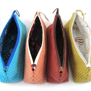 Étui à crayons personnalisé en velours côtelé durable avec fermeture éclair et protection, rangement écologique pour fournitures scolaires et cadeaux - Product Image 3