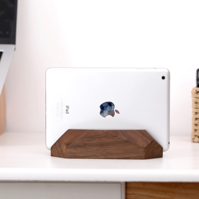 Non-Slip Design Height Walnut Wooden Tablet Vertical Stand for Macbook Tablet Universal Computer Tablet
