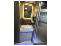Remorque WC Mobile de Luxe à 2 Postes, en Aluminium Blanc, Design Moderne, Écologique, Garantie 1 An