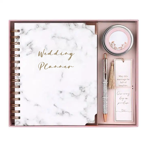 Cahiers de papeterie Journal planificateur de livre de <span class=keywords><strong>mariage</strong></span> Journal <span class=keywords><strong>personnalisé</strong></span> avec coffrets cadeaux ensemble feuille d'or YO planificateurs de <span class=keywords><strong>mariage</strong></span> pour la mariée - Product Image 1