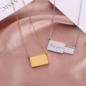 Collar con Sobre Extraíble Grabado Personalizado, Colgante de Acero Inoxidable con Mensaje <span class=keywords><strong>Secreto</strong></span> Te Amo, Joyería Personalizada <span class=keywords><strong>para</strong></span> Parejas - Product Image 1