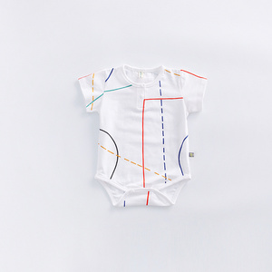 Vente en gros de barboteuses blanches pour bébés garçons, manches courtes, mignonnes, pour l'été, en provenance de Chine - Product Image 5