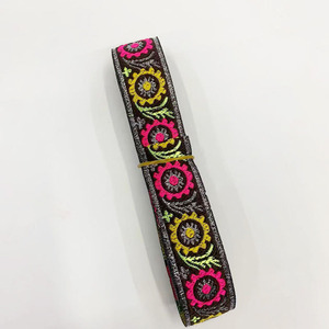 <span class=keywords><strong>25mm</strong></span> bricolage vêtements accessoires couture Jacquard <span class=keywords><strong>sangle</strong></span> dentelle tissu ethnique robe bord garnitures Costume sac bandeau faisant des rubans - Product Image 2