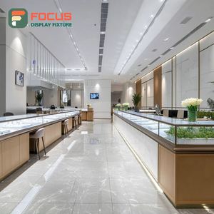 Exhibidor de Metal para Interiores de Joyería de Lujo, Mostrador de Exhibición para Espacios de Boutique - Product Image 1